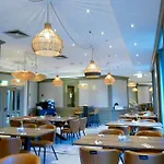 アマデウス ホテル 4*