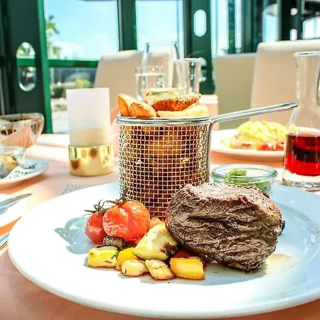 Amadeus Frankfurt 4*