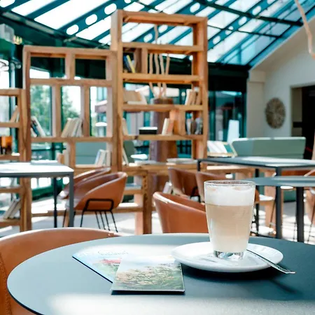 Amadeus Frankfurt 4*