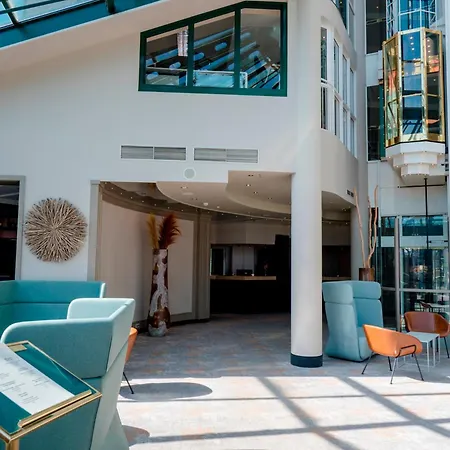 Amadeus Frankfurt 4*
