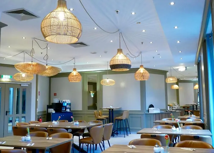 Amadeus Frankfurt Отель 4*