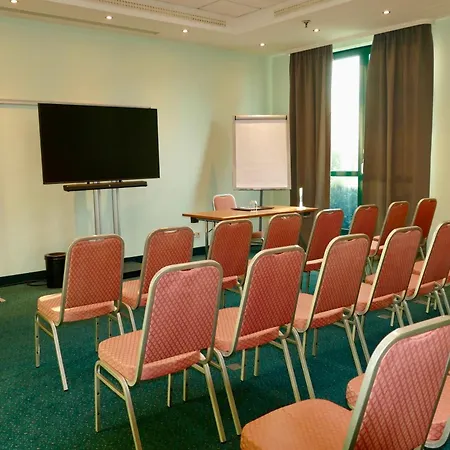 Amadeus Frankfurt Hotel 4*