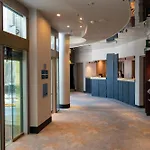 アマデウス 4*