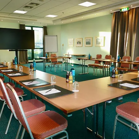 Amadeus Frankfurt Hotel 4*